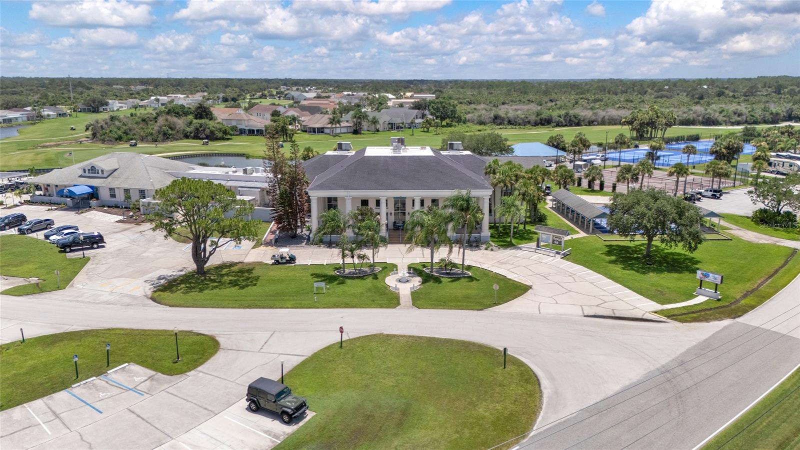 THE GREAT OUTDOORS PREMIER RV/GOLF RESORT XIV - Residential