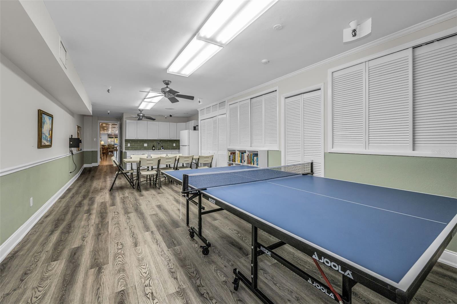 HARBOUR CLUB CONDO NO 3 INC - Residential