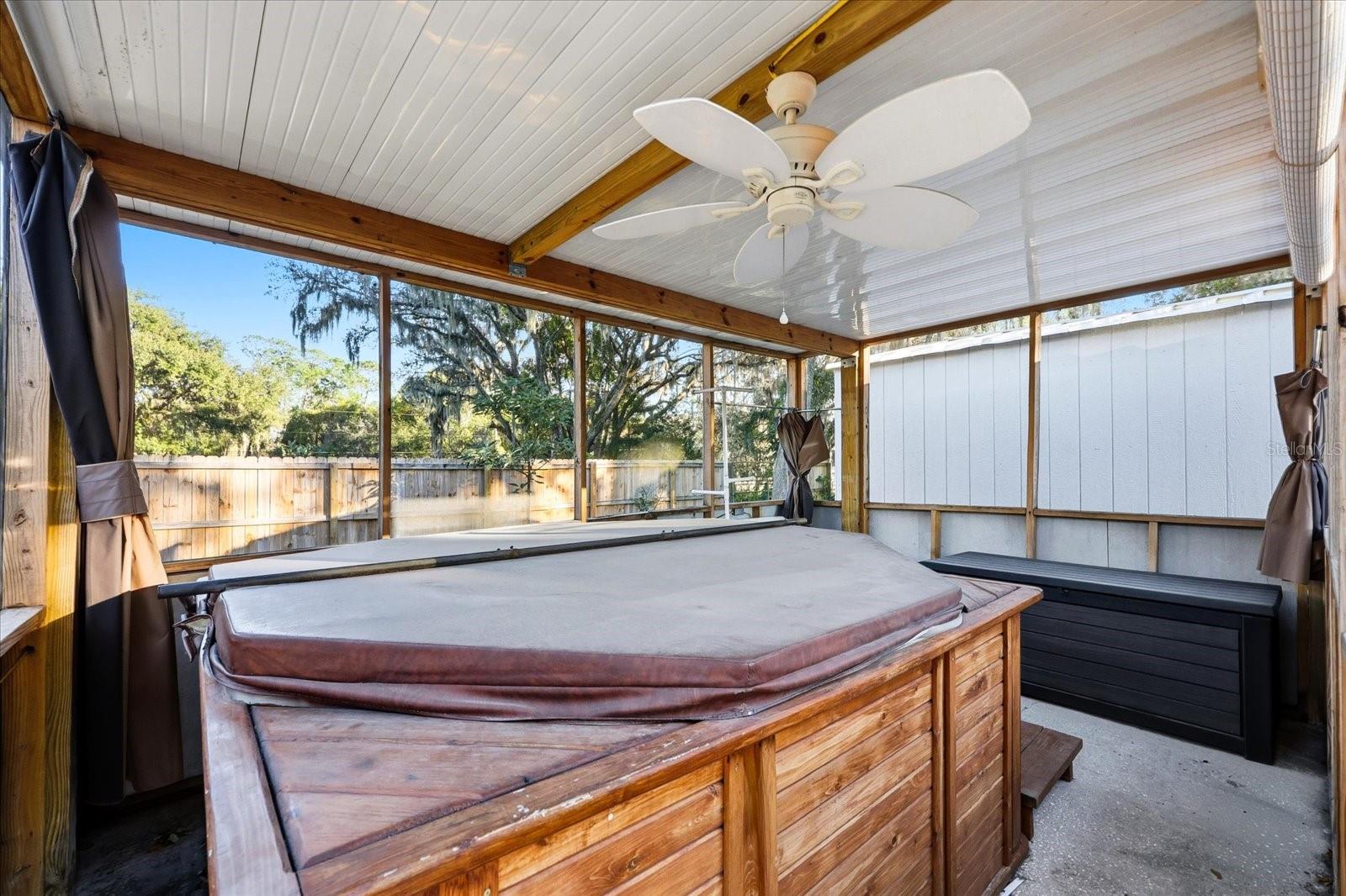 LAKESIDE ESTATES INC - Residential