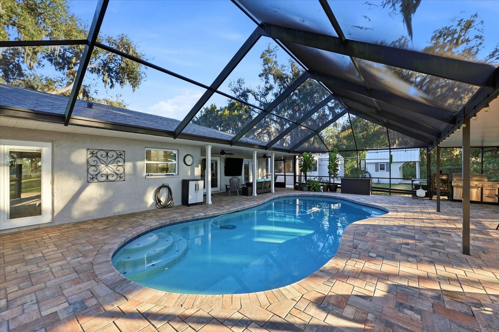 LAKESIDE ESTATES INC - Residential
