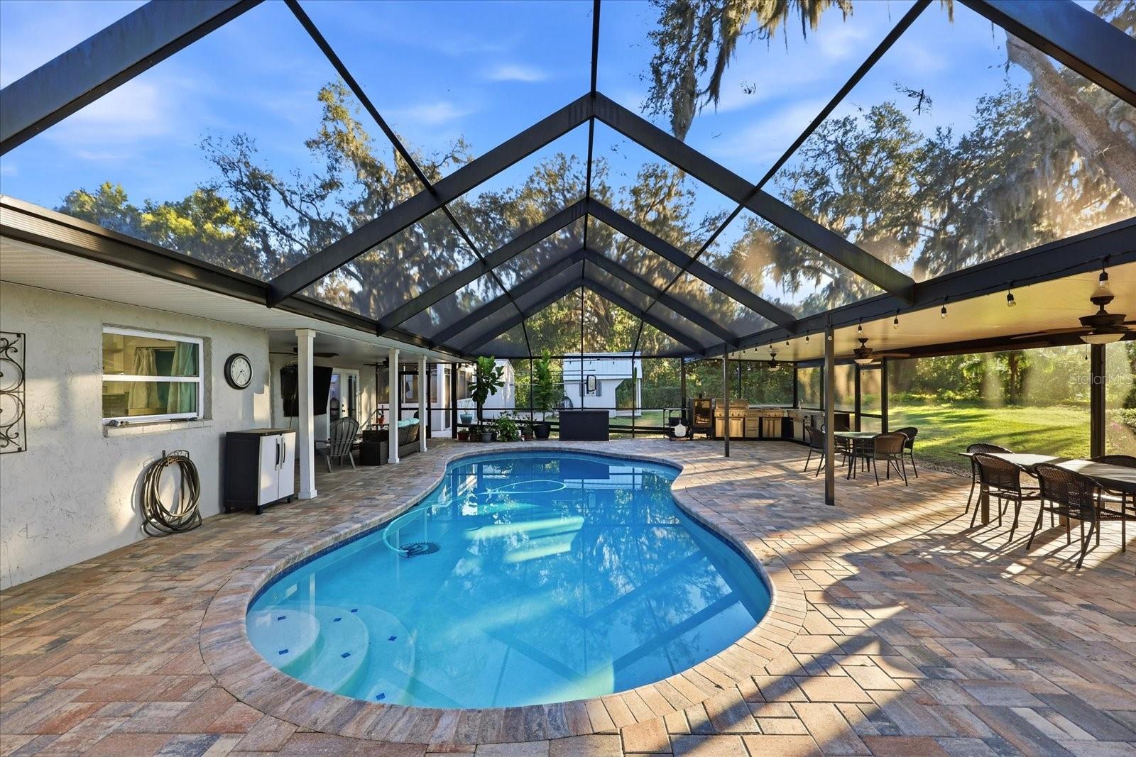 LAKESIDE ESTATES INC - Residential