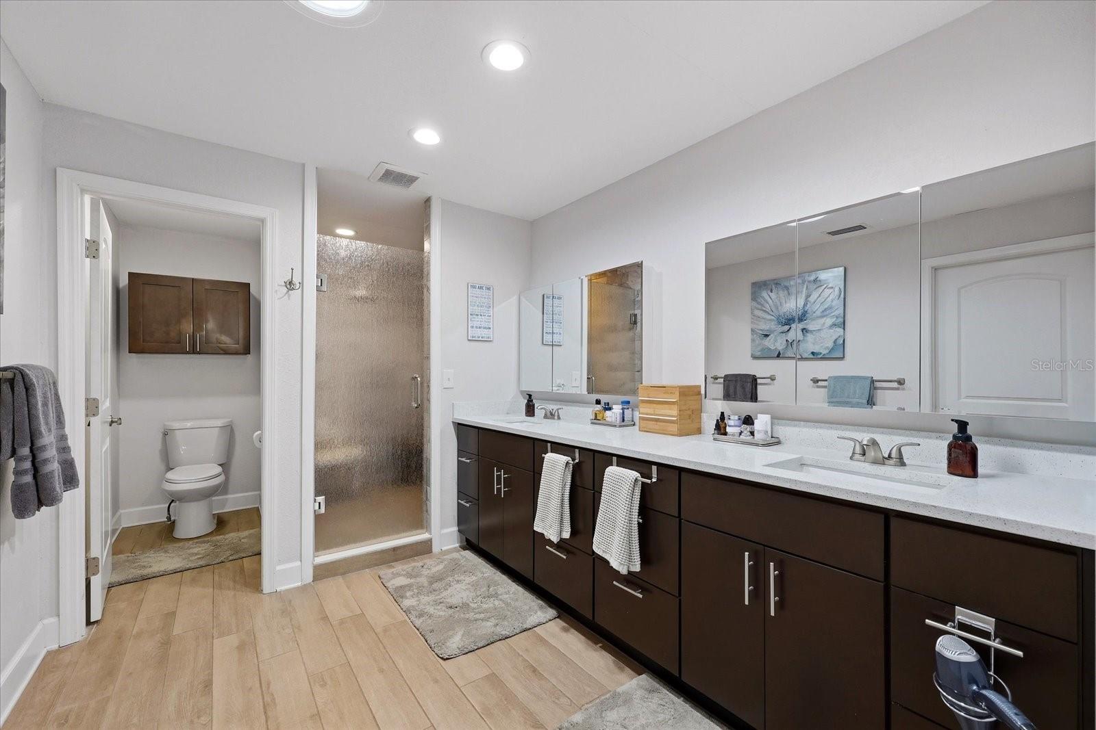 LAKESIDE ESTATES INC - Residential