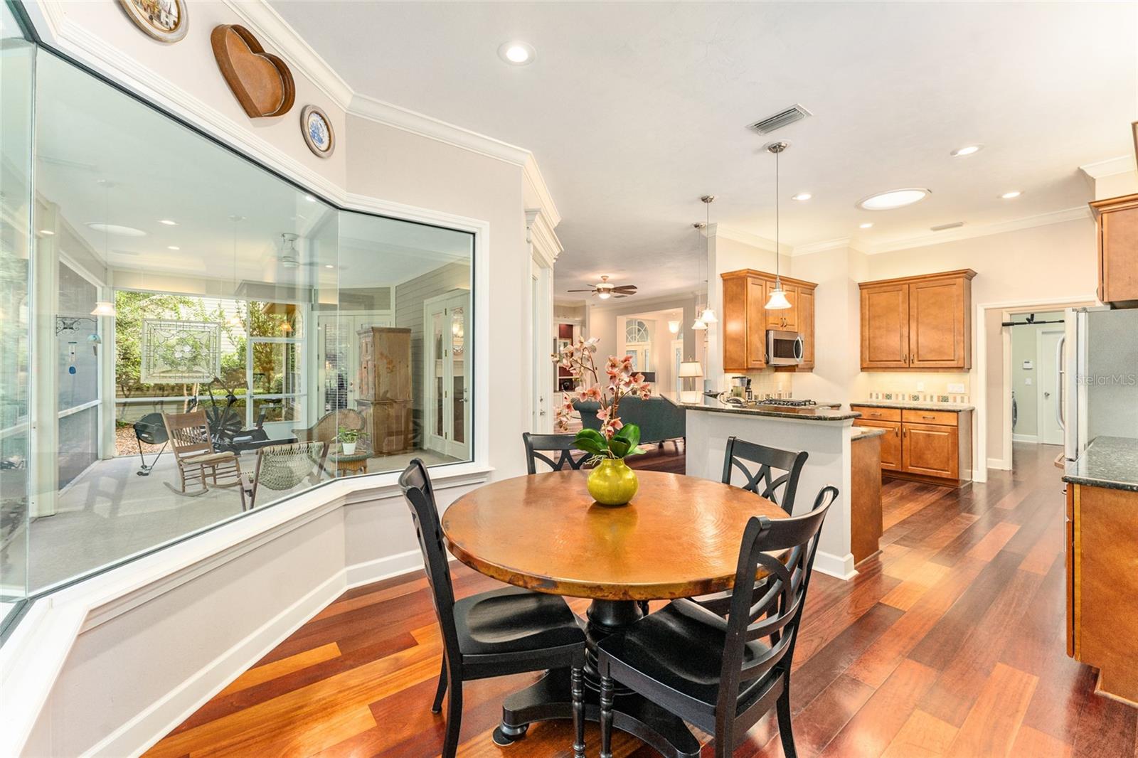 ELOISE GARDENS - Residential
