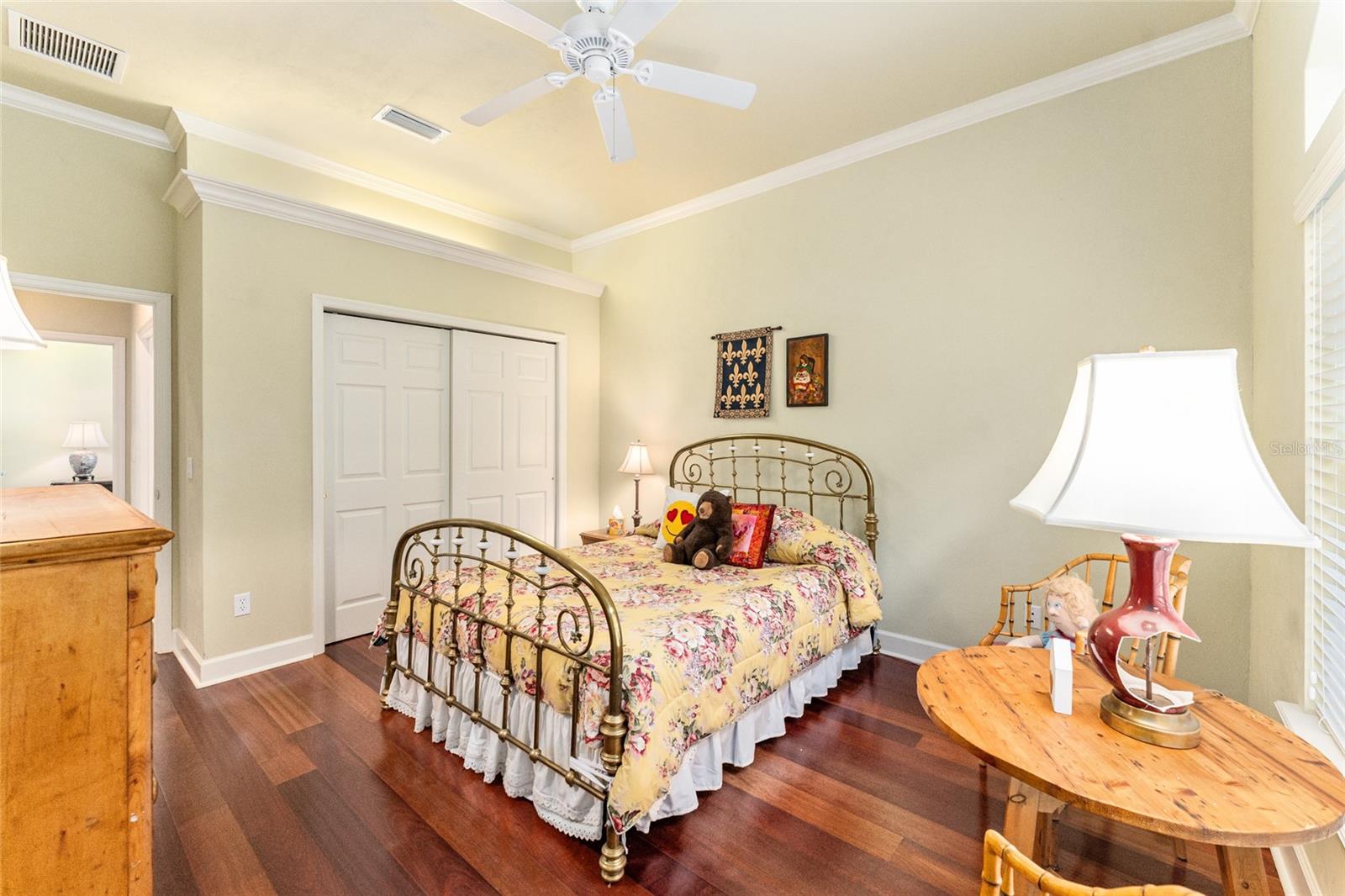 ELOISE GARDENS - Residential