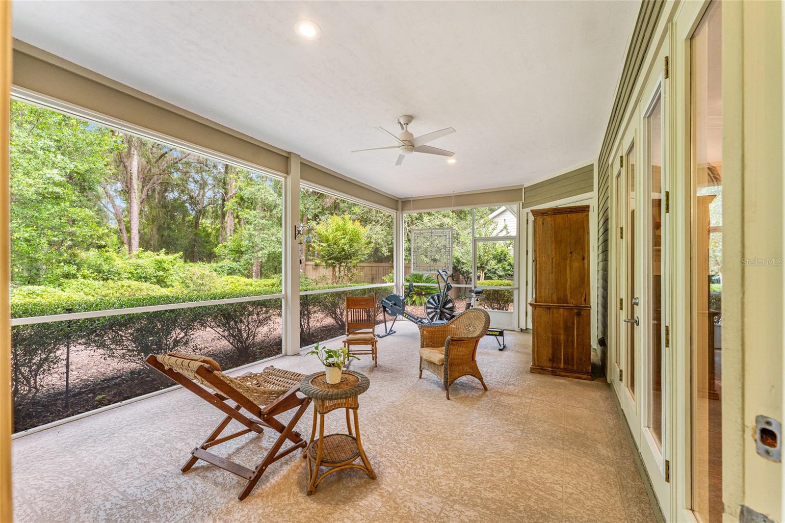 ELOISE GARDENS - Residential