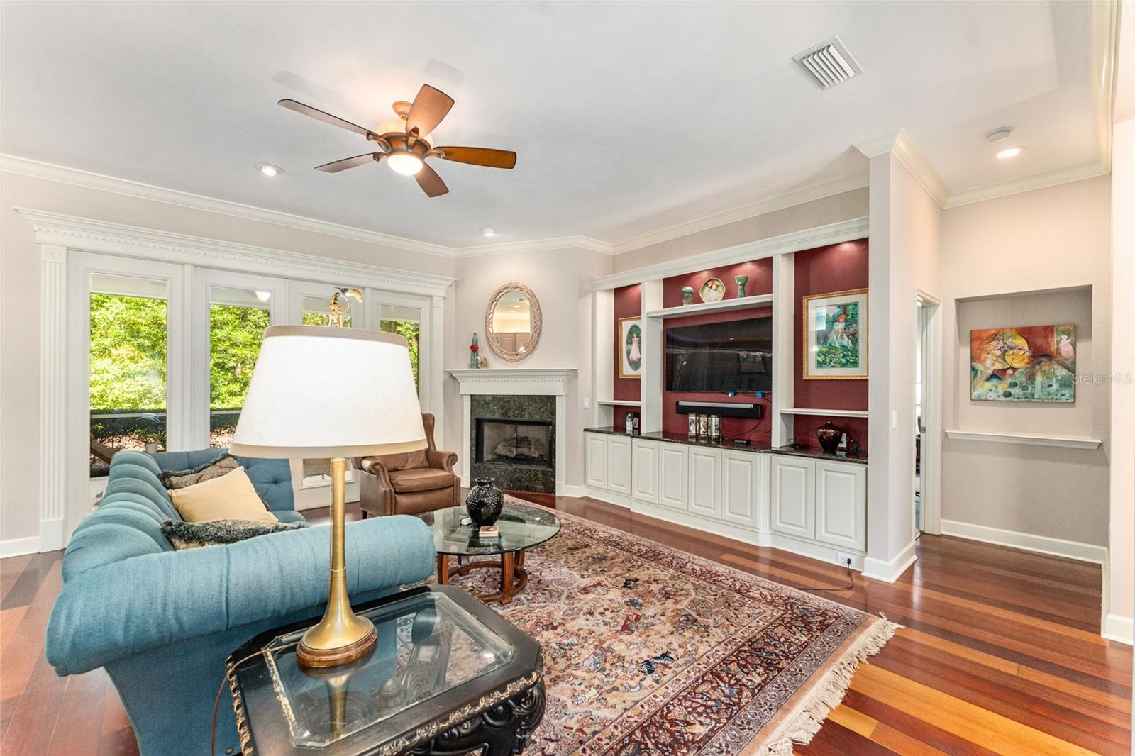 ELOISE GARDENS - Residential