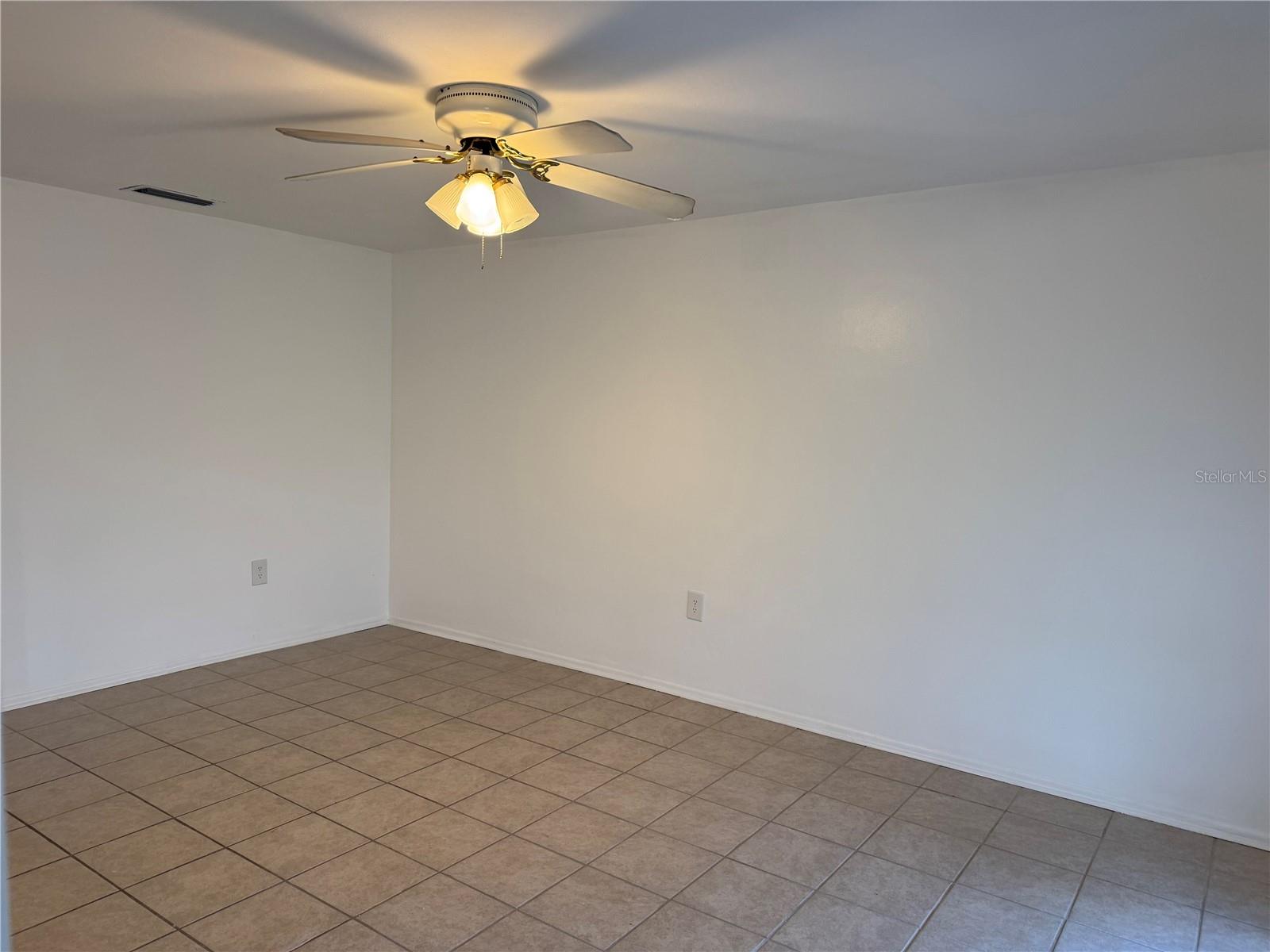 BEACON WOODS VILLAGE - Residential Lease