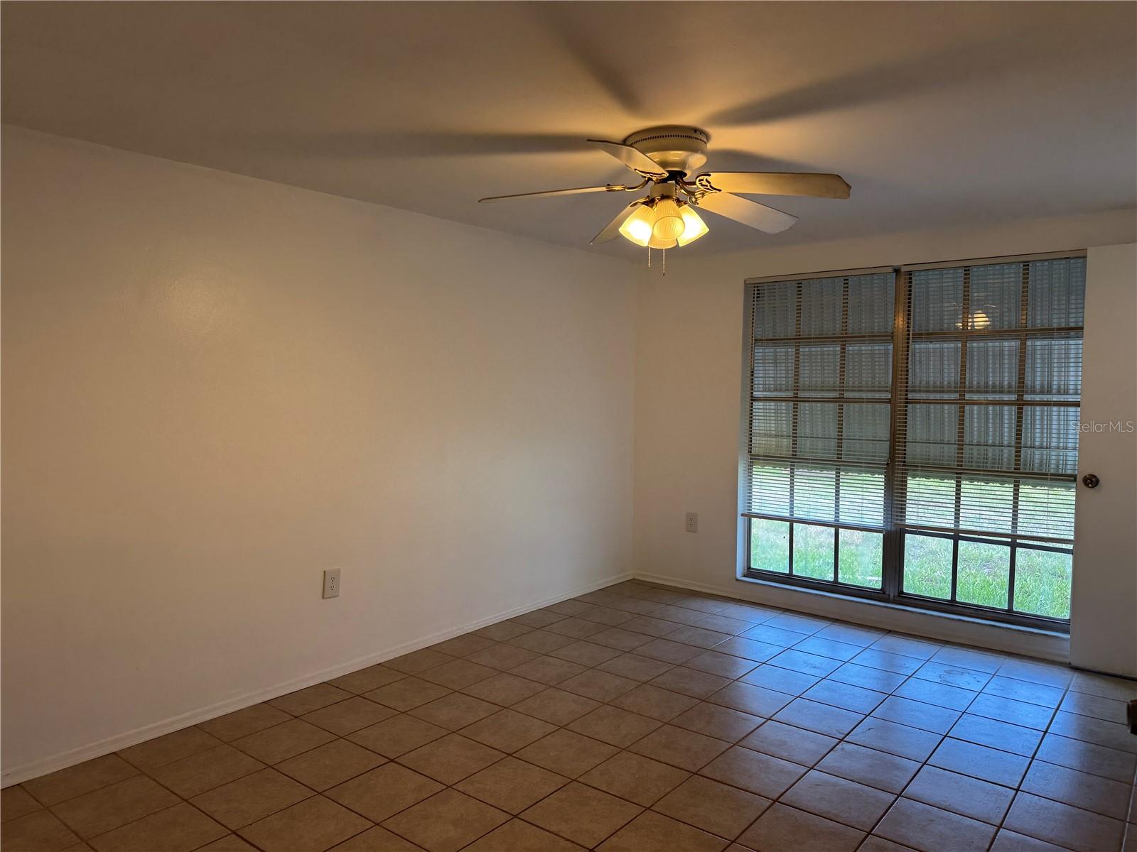 BEACON WOODS VILLAGE - Residential Lease