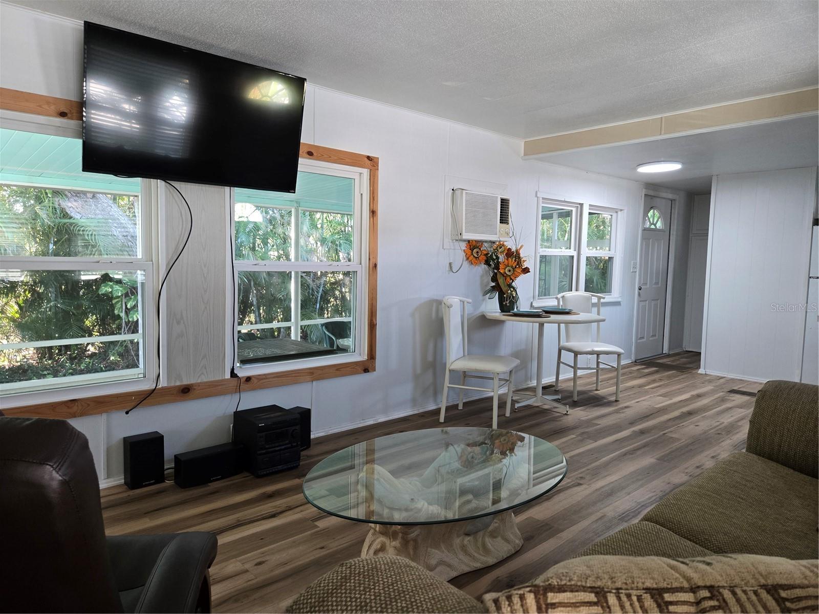 VENICE BY-WAY - Residential
