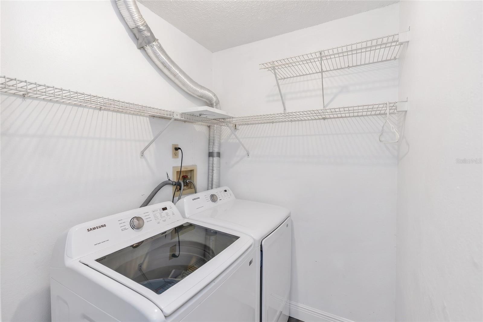 DELTONA LAKES UNIT 05 - Residential