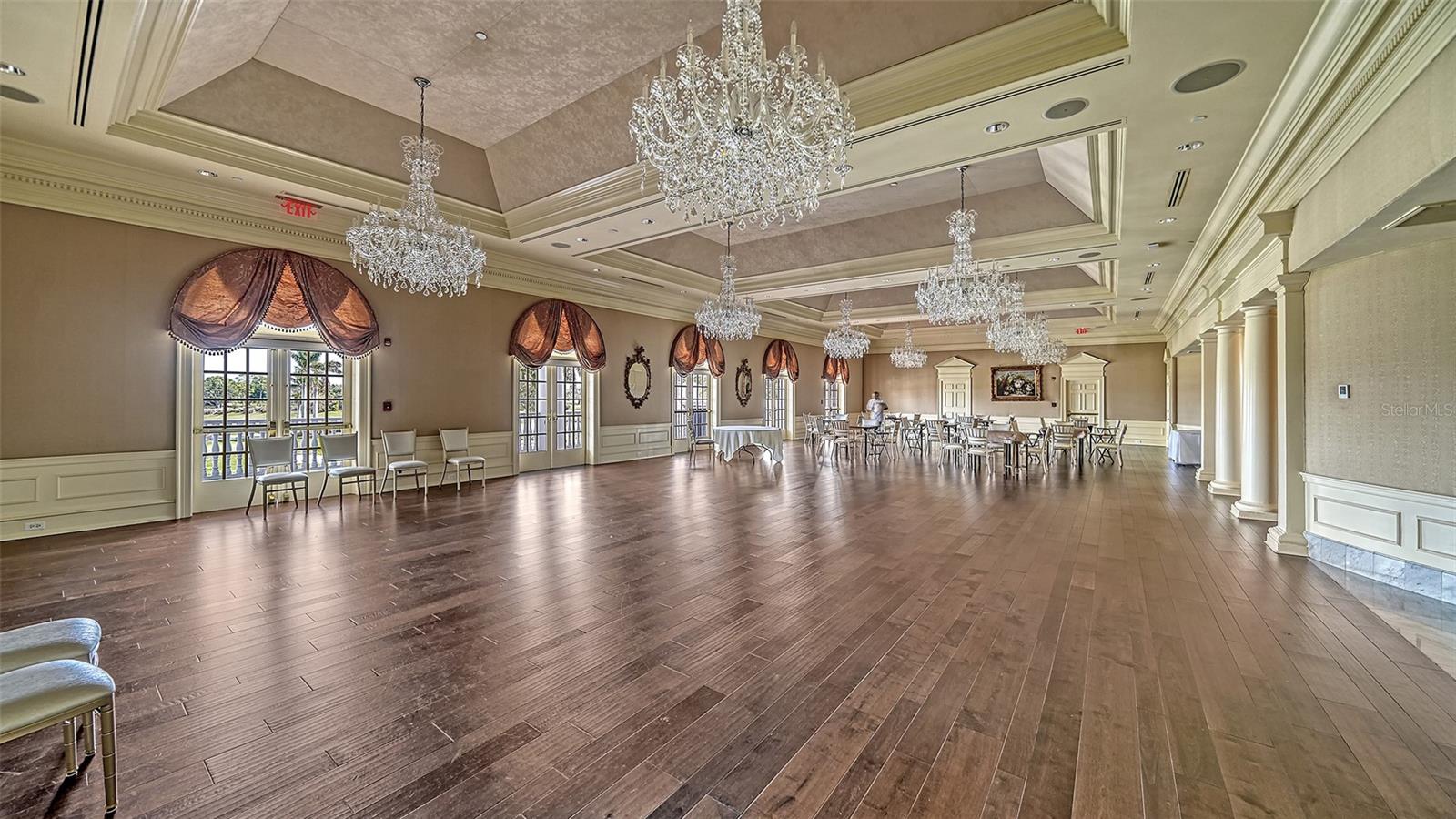 MERIDIAN AT THE OAKS PRESERVE - Residential