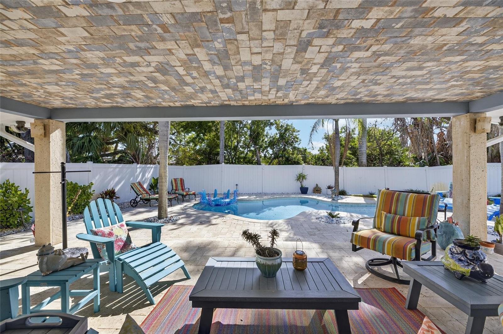 BELLEAIR BEACH YACHT CLUB ESTATES - Residential