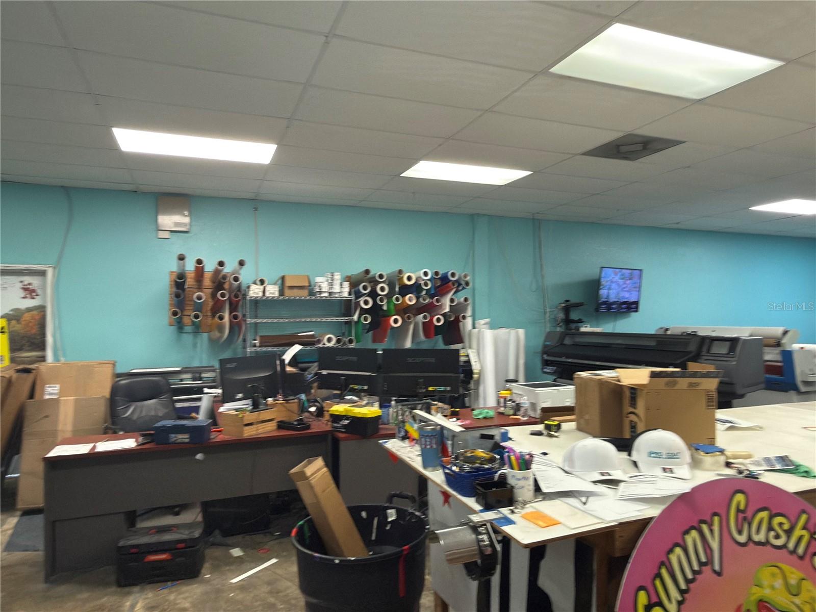 PORT CHARLOTTE INDUST PARK - Commercial Lease
