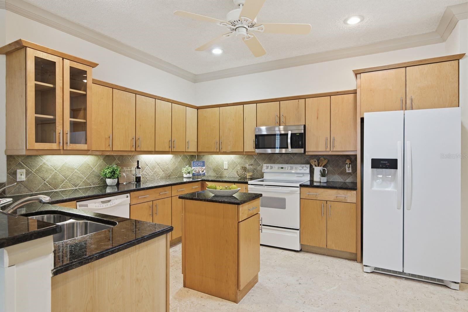 WESTCHASE SECTION 414 - Residential