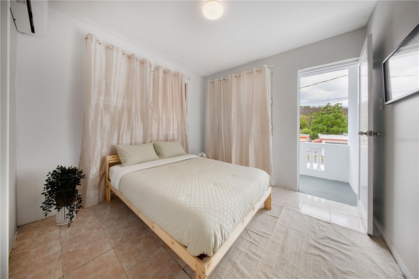 VILLA FAJARDO I - Residential