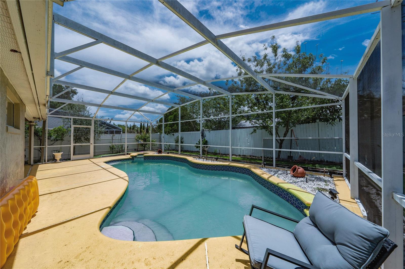 LINDFIELDS UNIT 1 - Residential