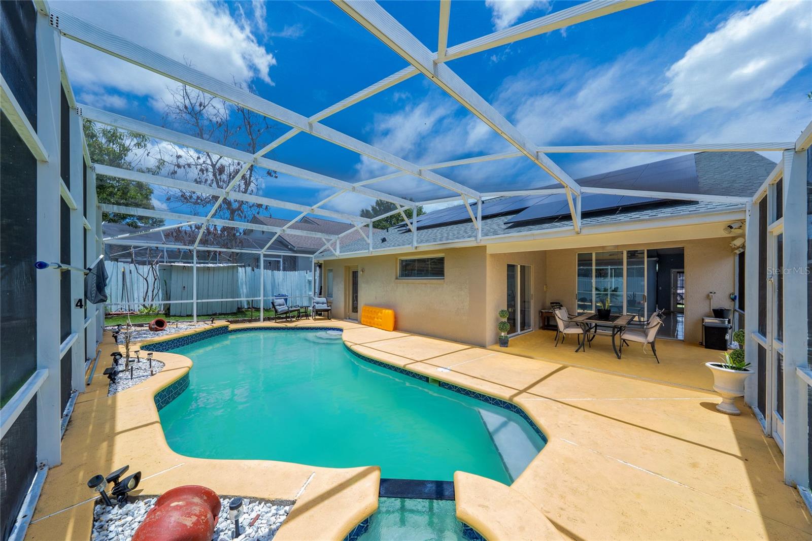 LINDFIELDS UNIT 1 - Residential