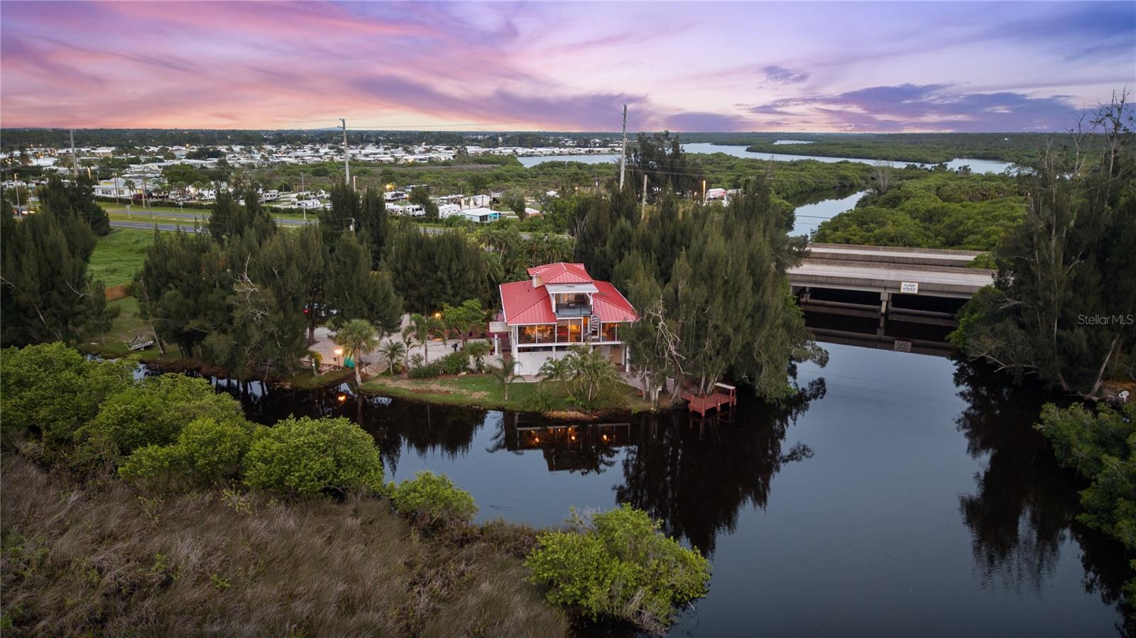 MYAKKA RIVER TRACTS & PLAMORE-666400 - Residential