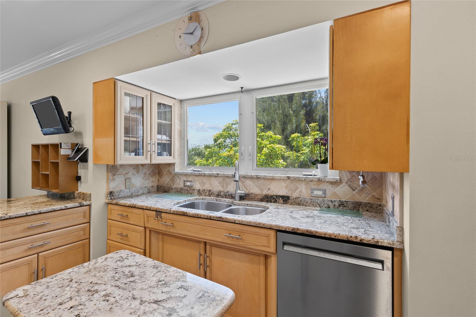 MYAKKA RIVER TRACTS & PLAMORE-666400 - Residential