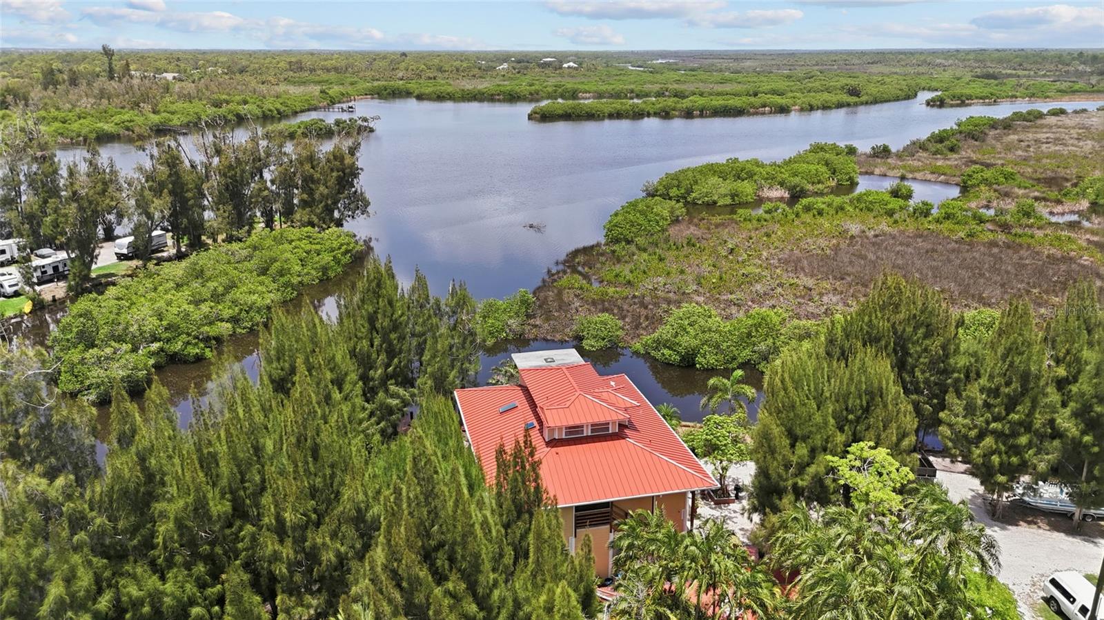 MYAKKA RIVER TRACTS & PLAMORE-666400 - Residential