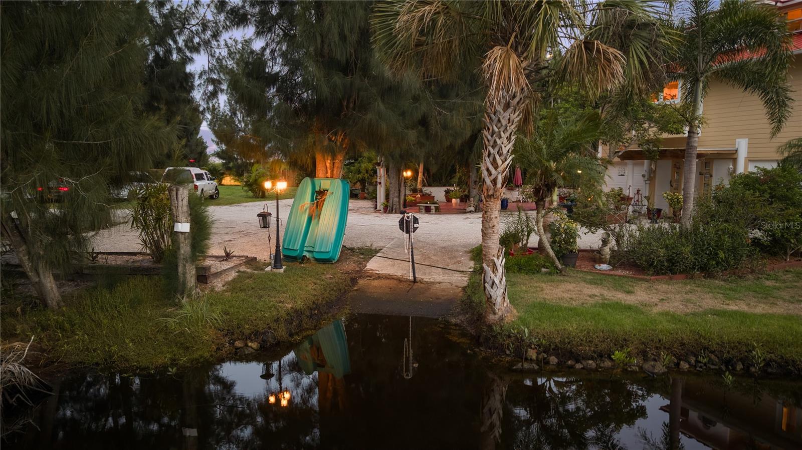 MYAKKA RIVER TRACTS & PLAMORE-666400 - Residential