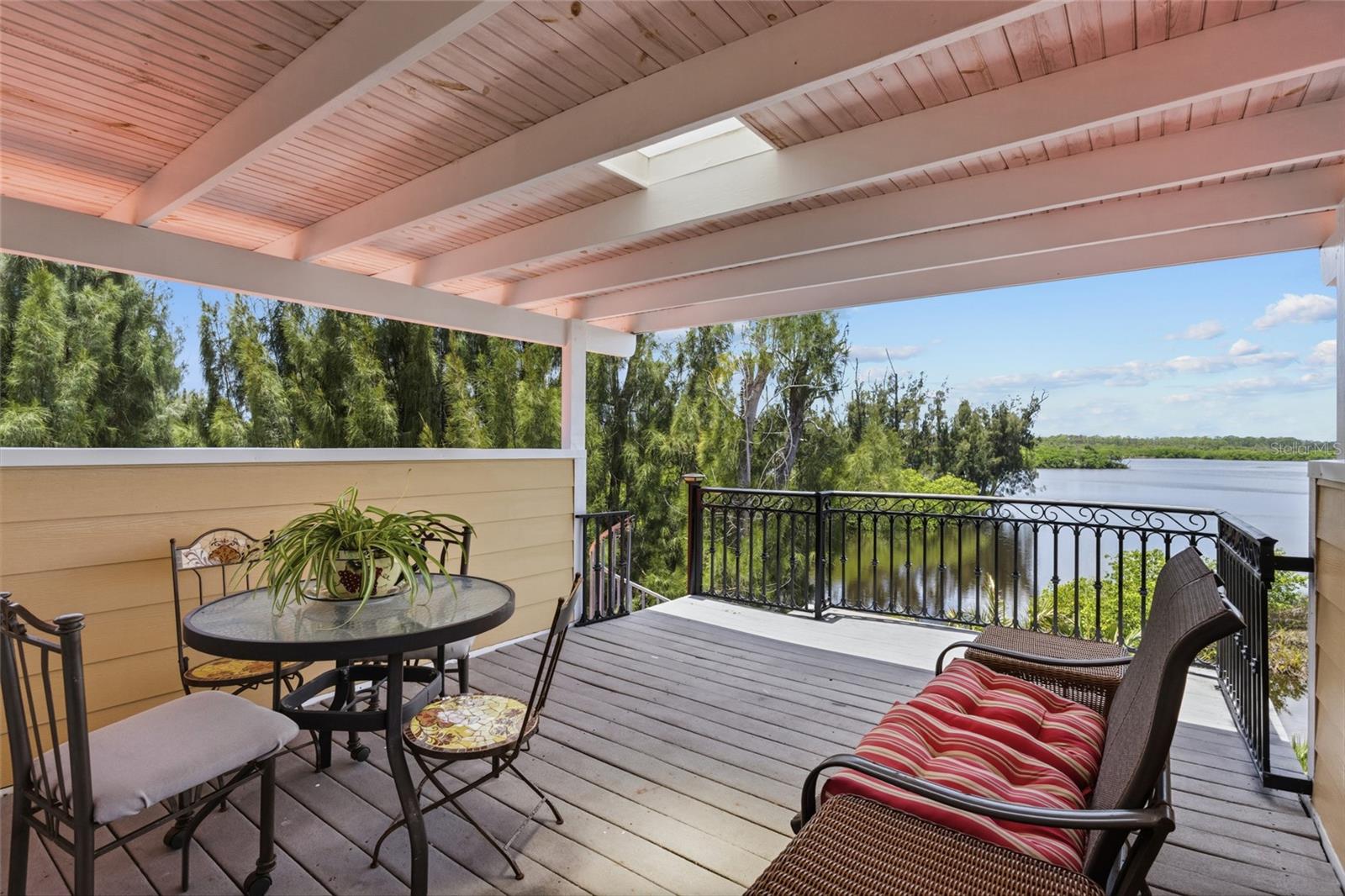 MYAKKA RIVER TRACTS & PLAMORE-666400 - Residential