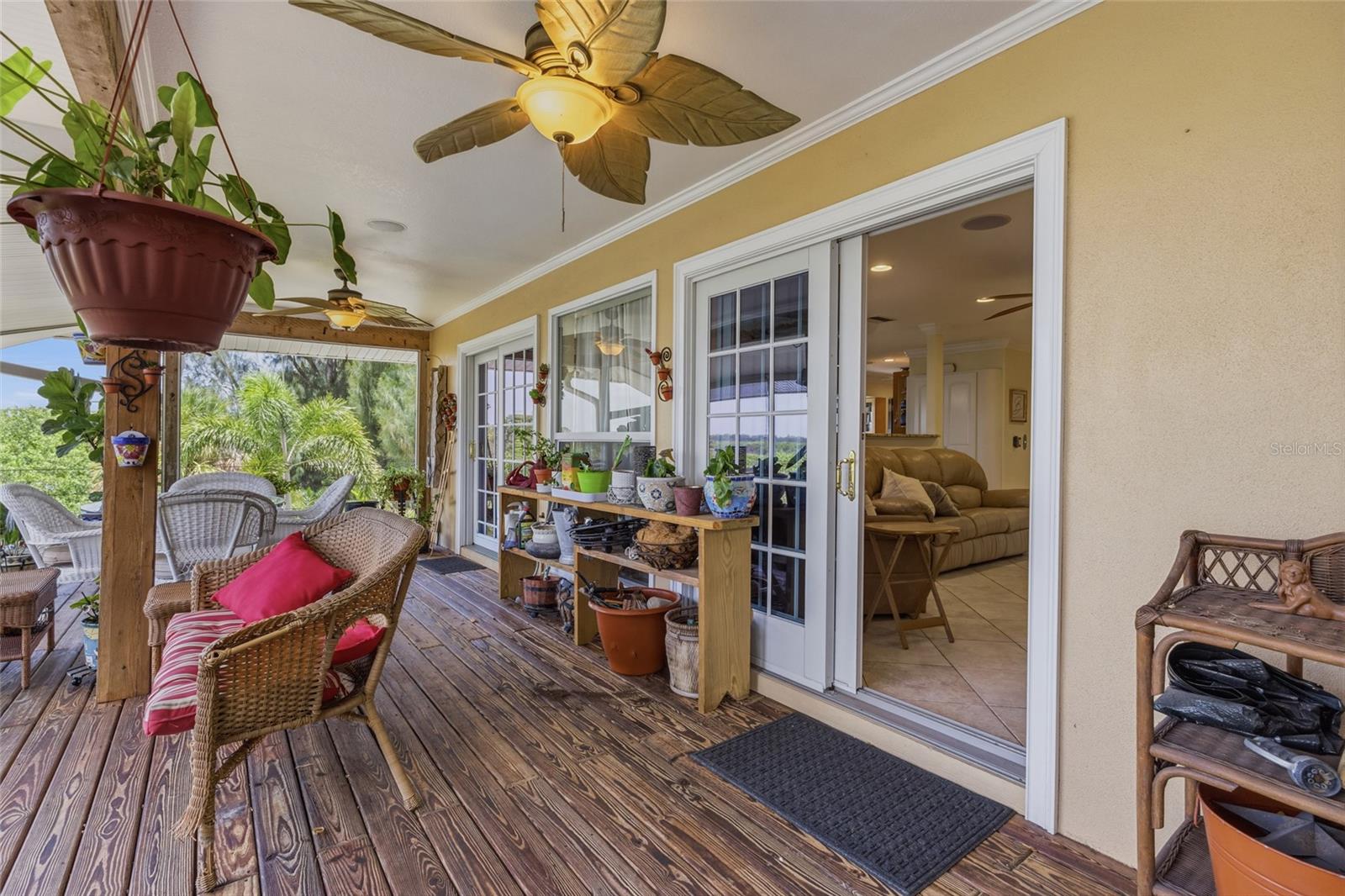 MYAKKA RIVER TRACTS & PLAMORE-666400 - Residential