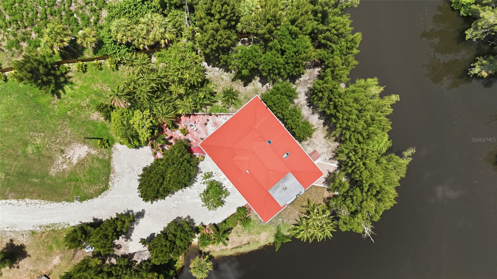 MYAKKA RIVER TRACTS & PLAMORE-666400 - Residential