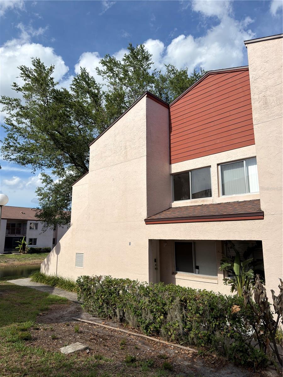 LEMON TREE CONDO SEC 03 CANYON - Residential