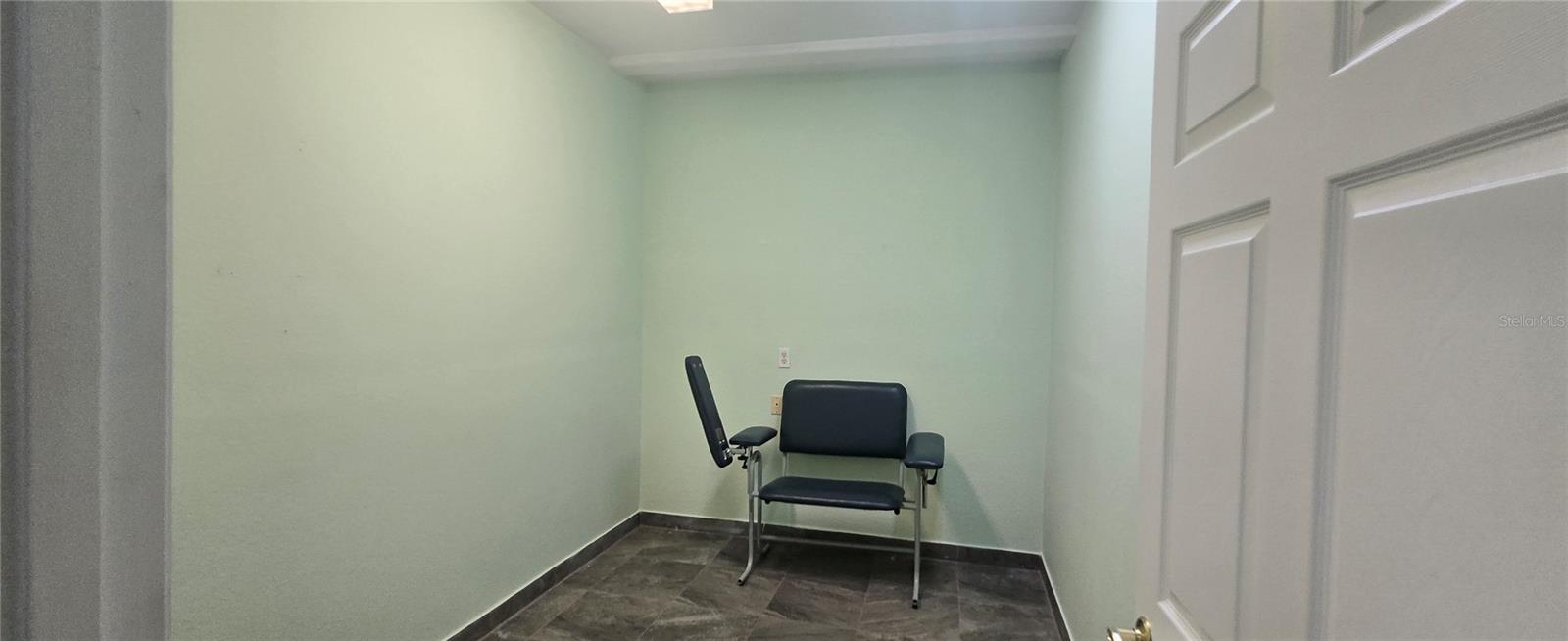 GRIFFIN PARK - Commercial Sale