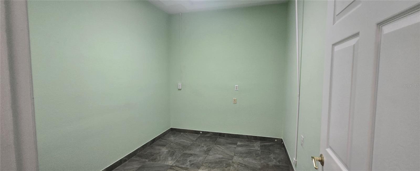 GRIFFIN PARK - Commercial Sale