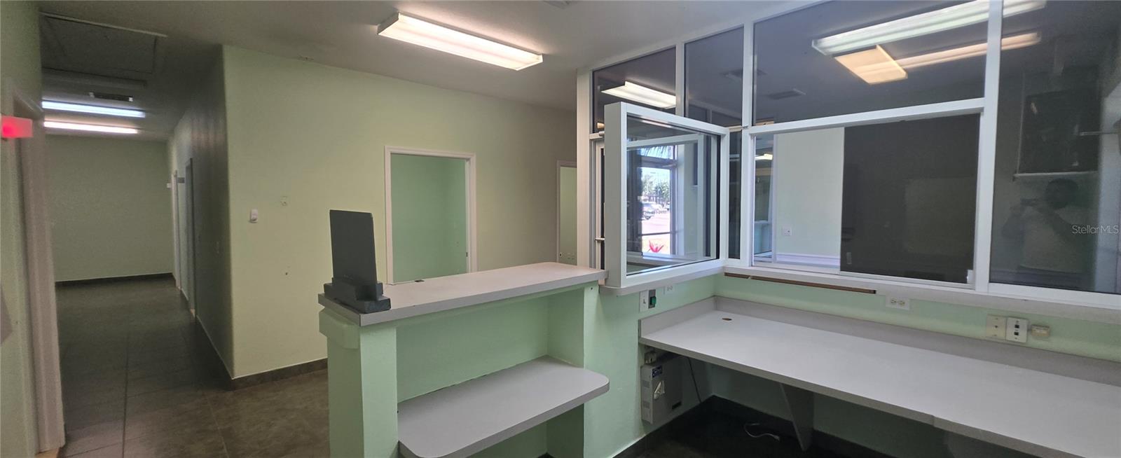 GRIFFIN PARK - Commercial Sale