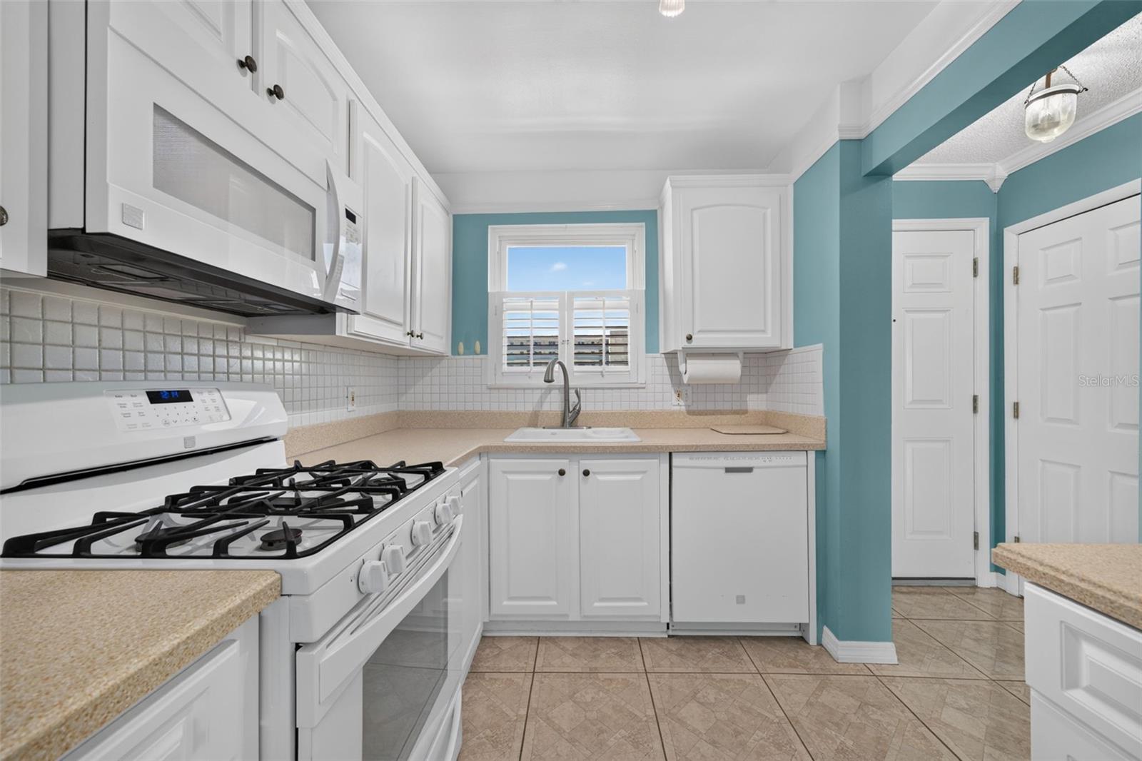 TOWN SHORES OF GULFPORT - Residential