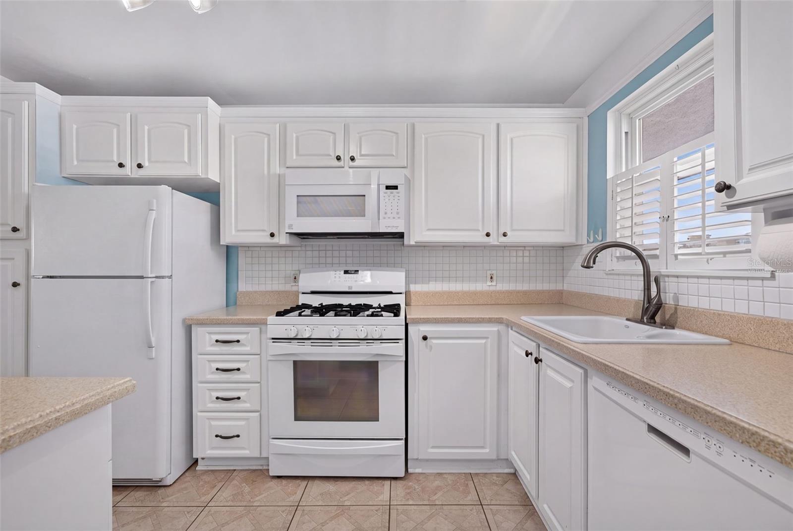 TOWN SHORES OF GULFPORT - Residential