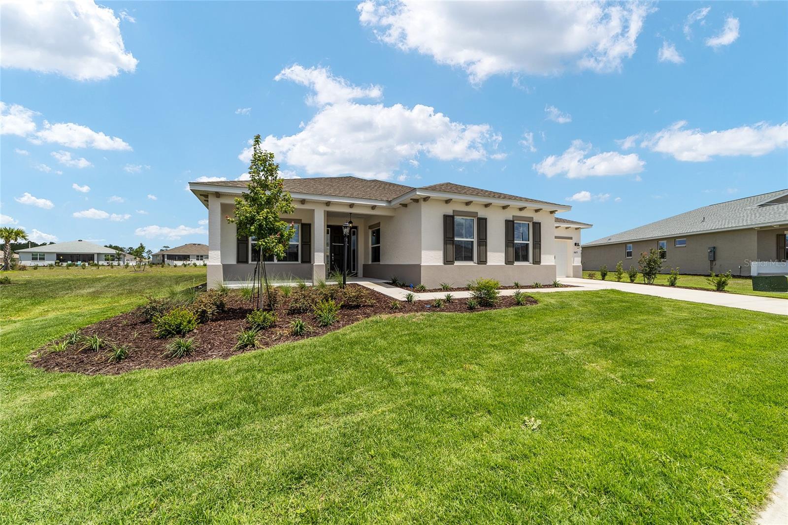 ON TOP OF THE WORLD - Residential