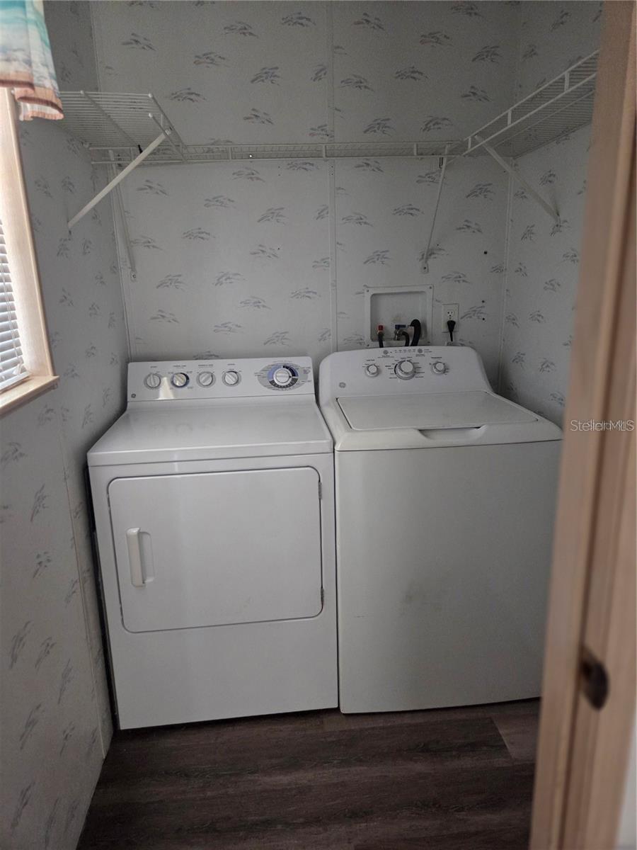 TAVARES FOX RUN MOBILE HOME - Residential