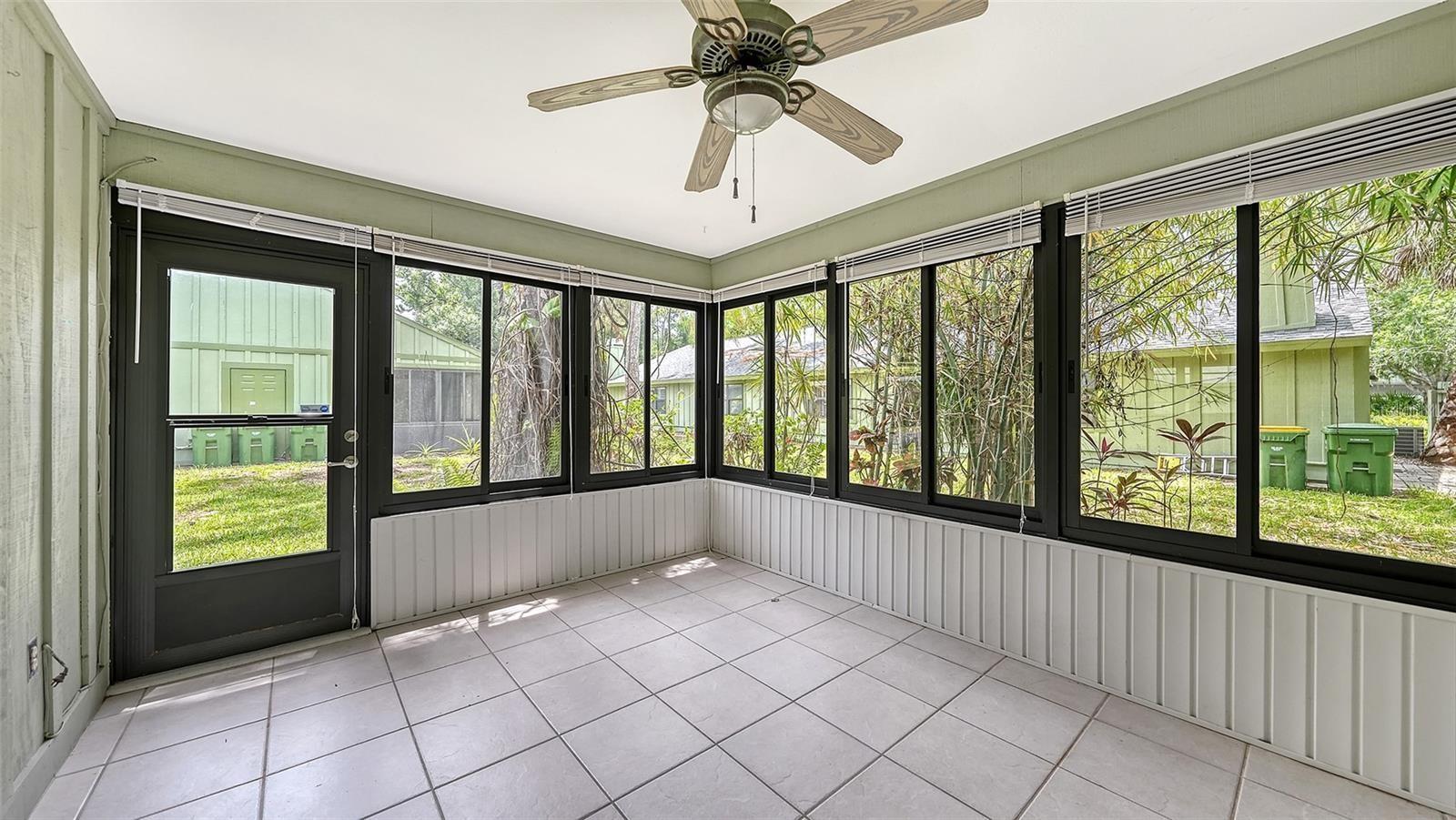 BARRINGTON WOODS - Residential