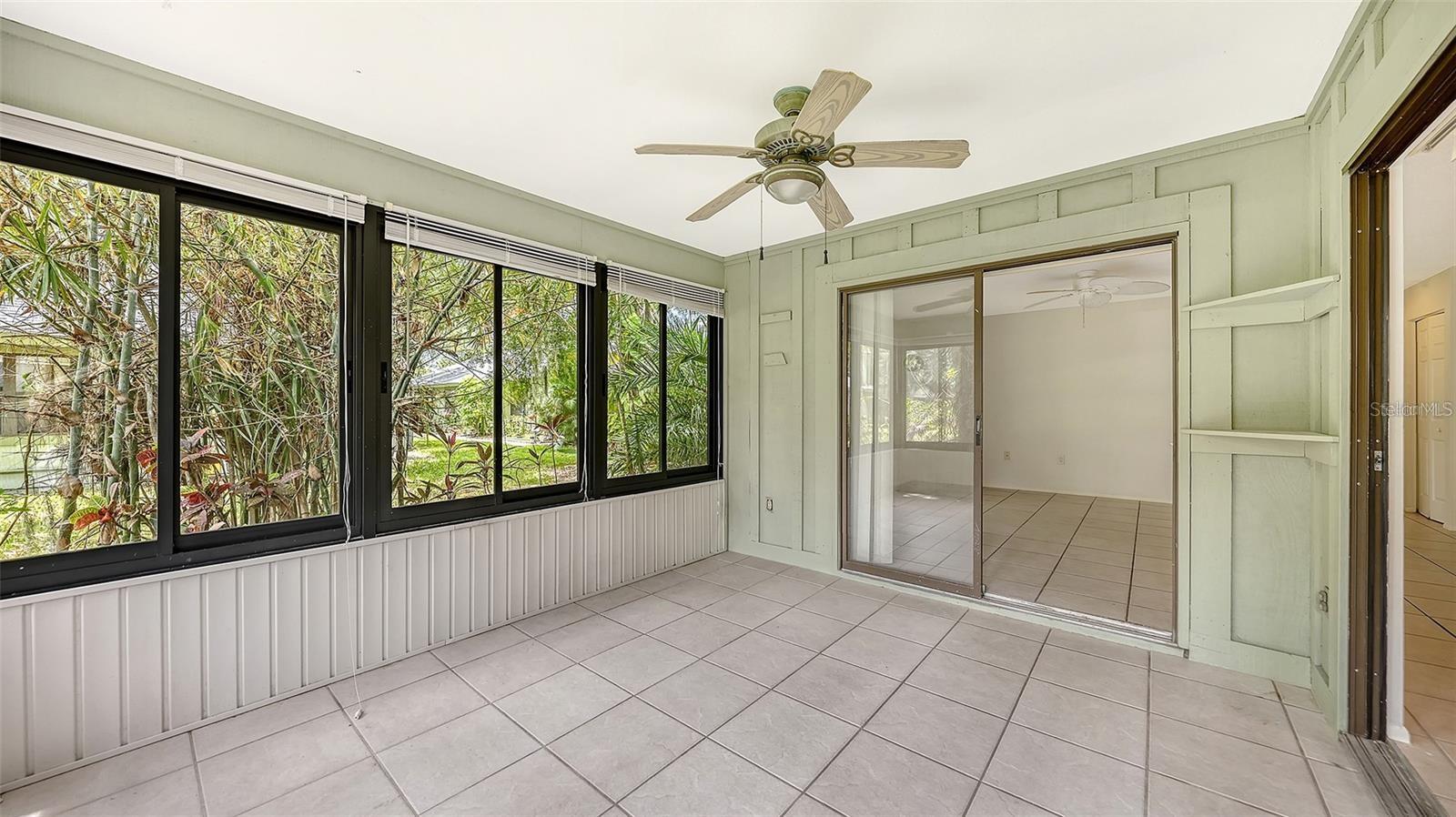 BARRINGTON WOODS - Residential