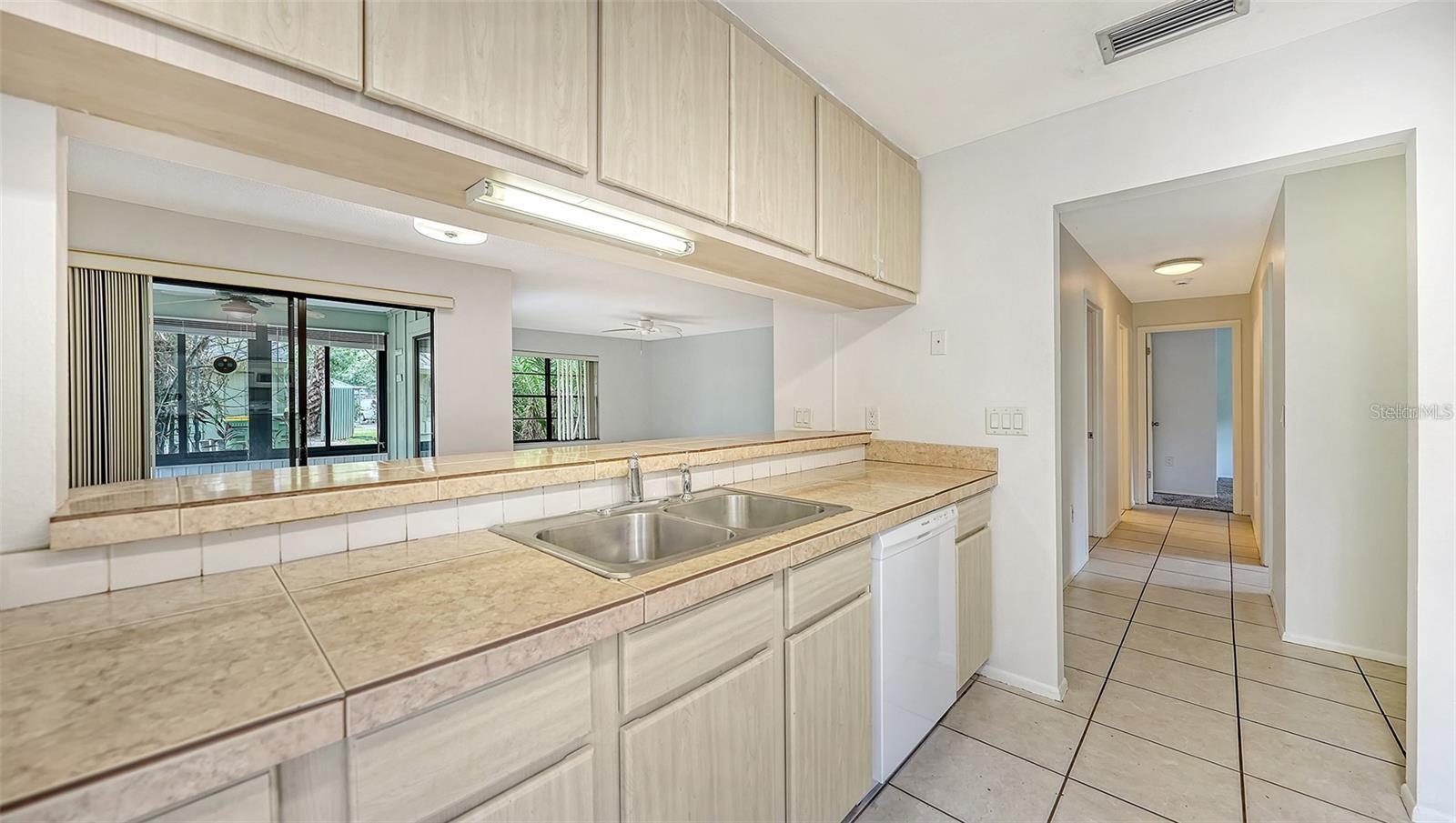BARRINGTON WOODS - Residential