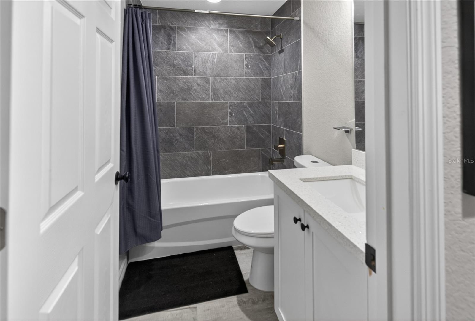 SILVER SPGS SHORES UN 42 - Residential