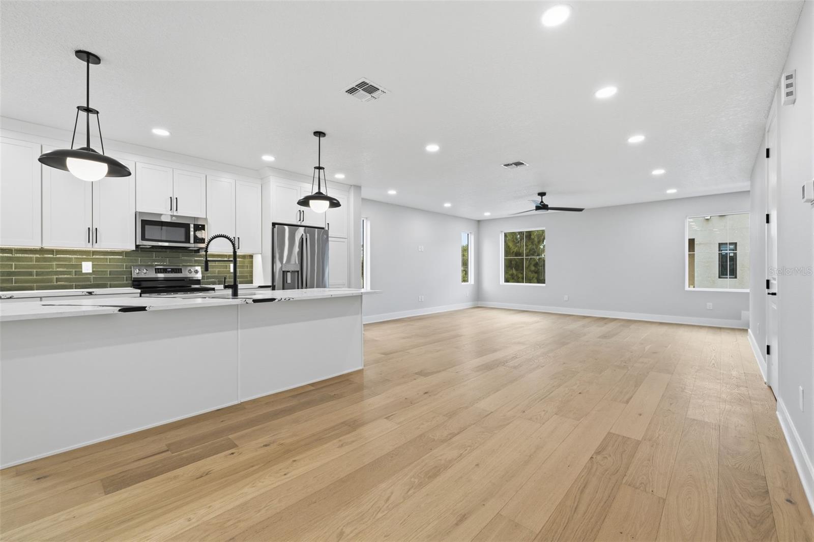D4S | MADISON TOWNHOMES - Residential Lease