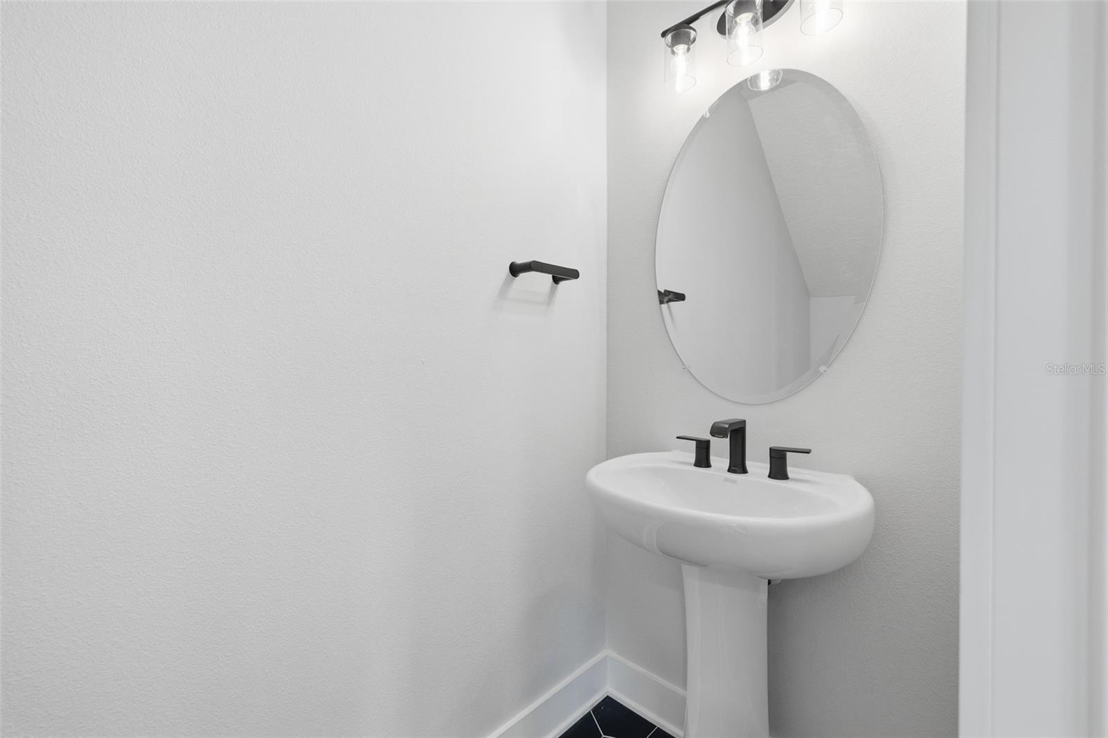 D4S | MADISON TOWNHOMES - Residential Lease