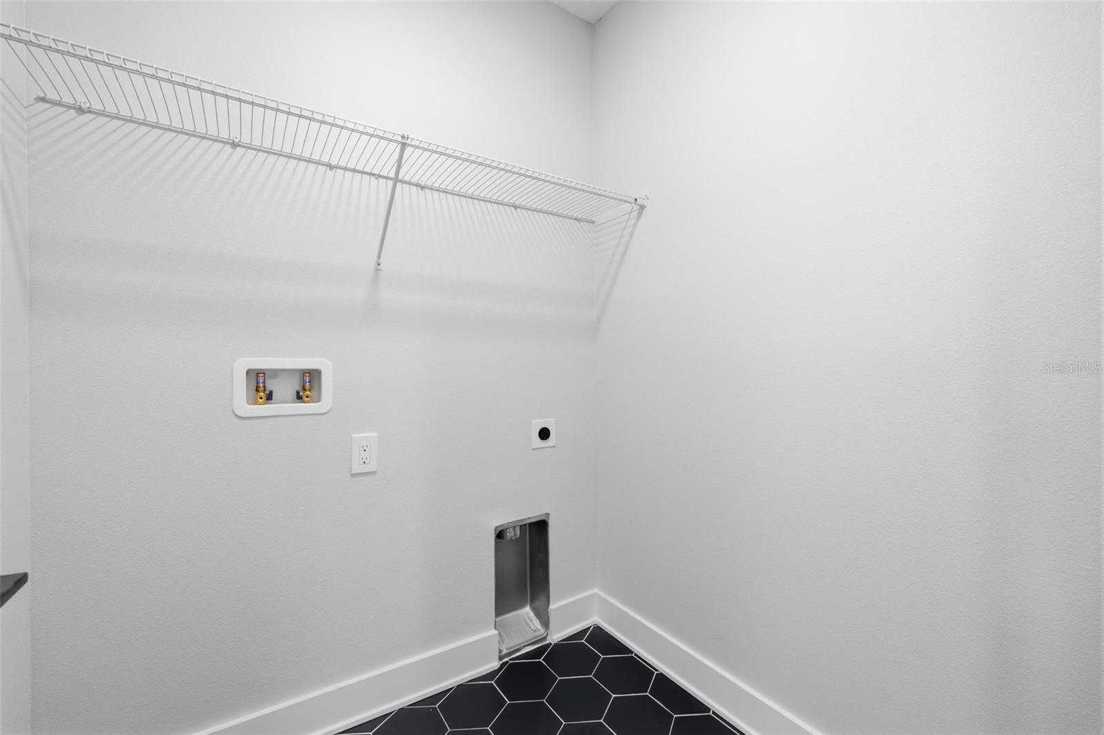 D4S | MADISON TOWNHOMES - Residential Lease