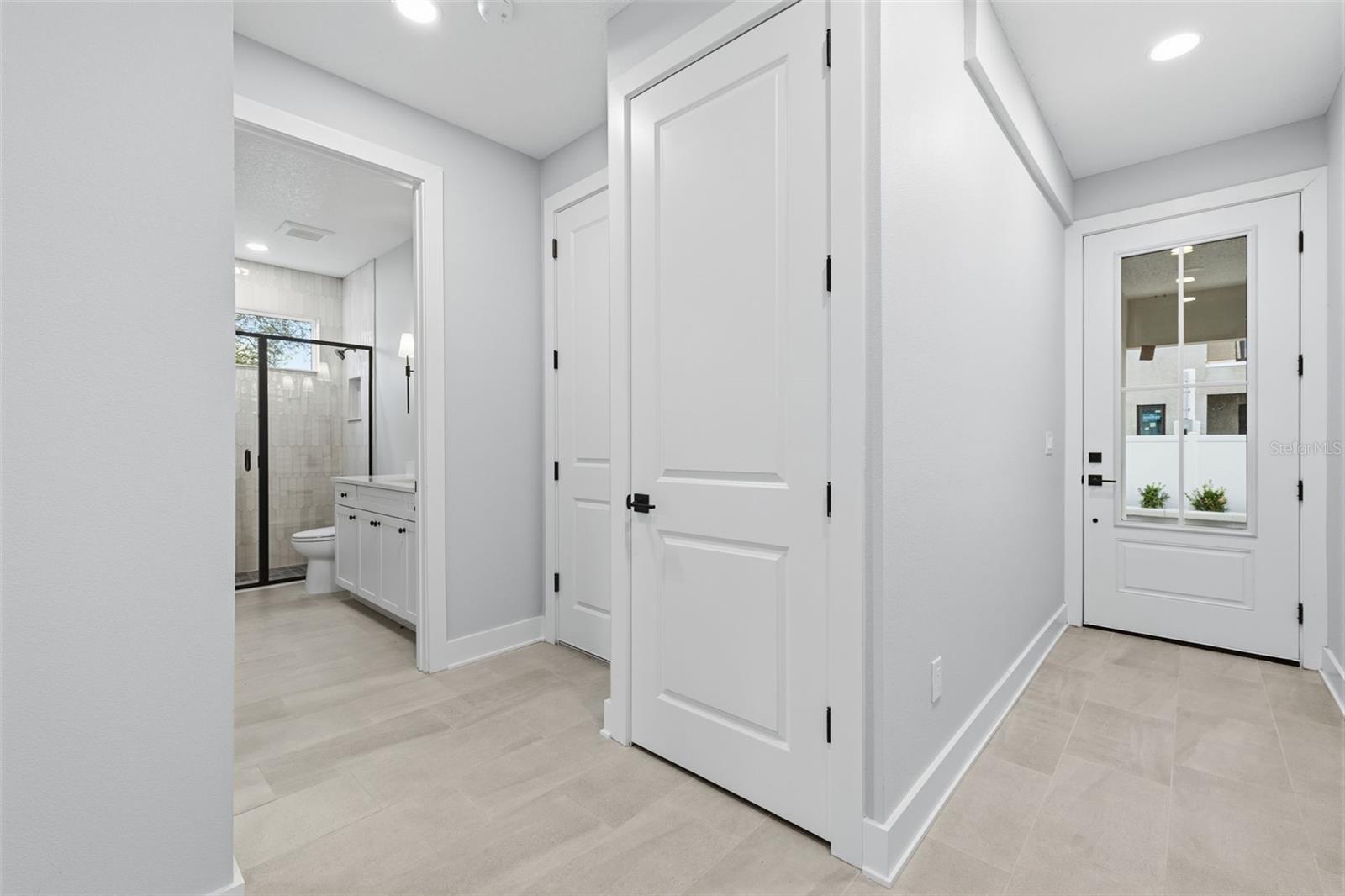 D4S | MADISON TOWNHOMES - Residential Lease