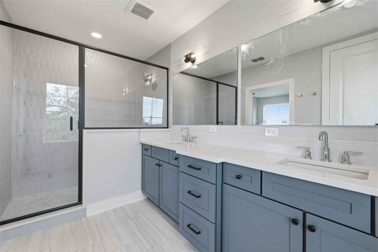 D4S | MADISON TOWNHOMES - Residential Lease
