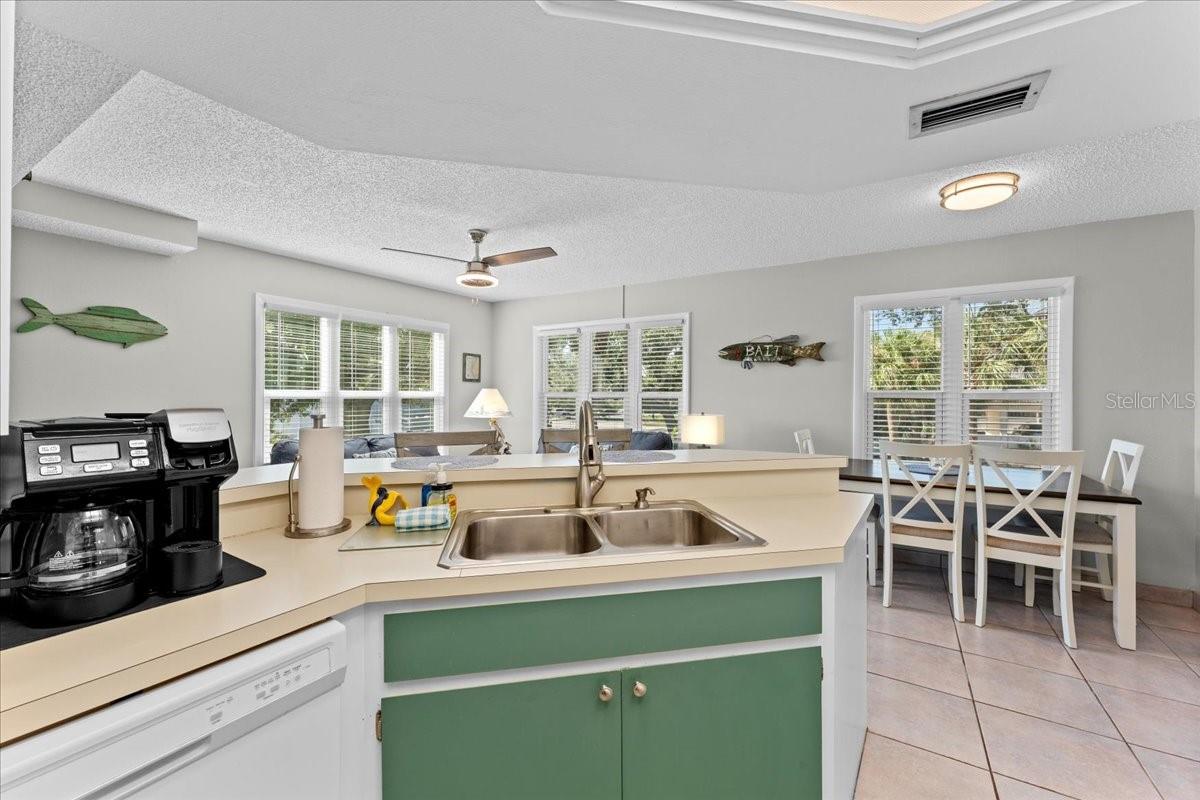 DUNES POINTE CONDO - Residential Lease