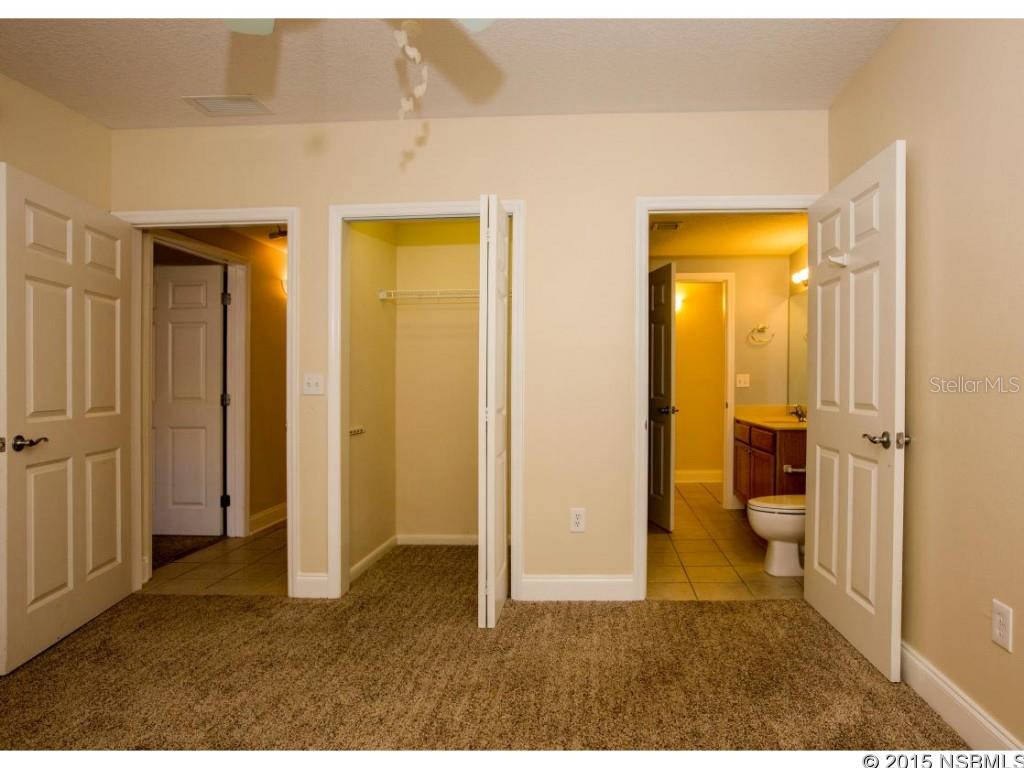Flores Del Rio Condo - Residential Lease