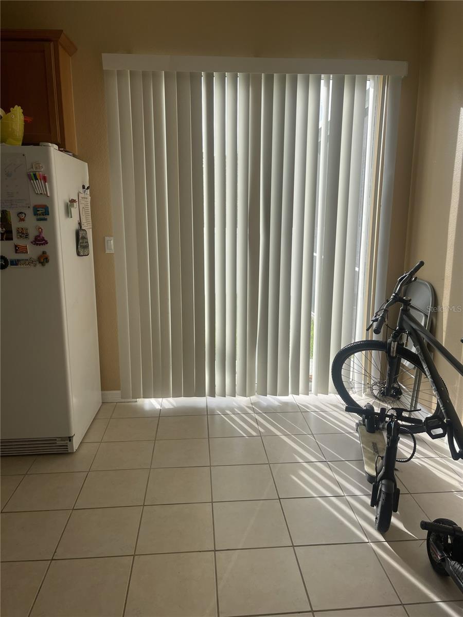 TOWNHOMES OF BAY PORT COLONY - Residential Lease
