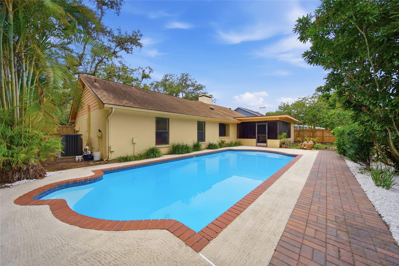 FAIRWAY VILLAGE - Residential