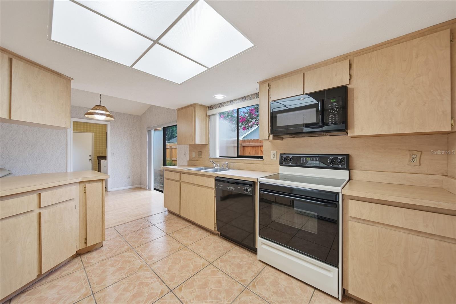 FAIRWAY VILLAGE - Residential